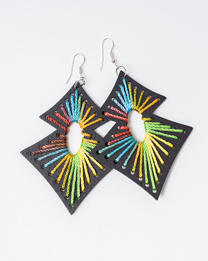 Black block line earrings