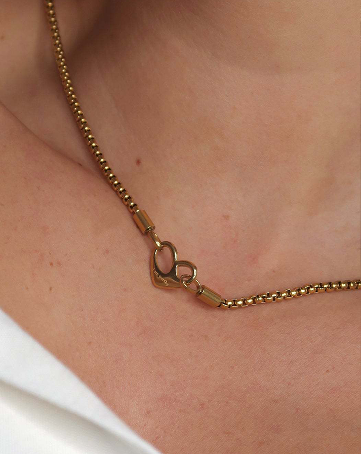 18K I Am Worthy Gold Pendant Necklace