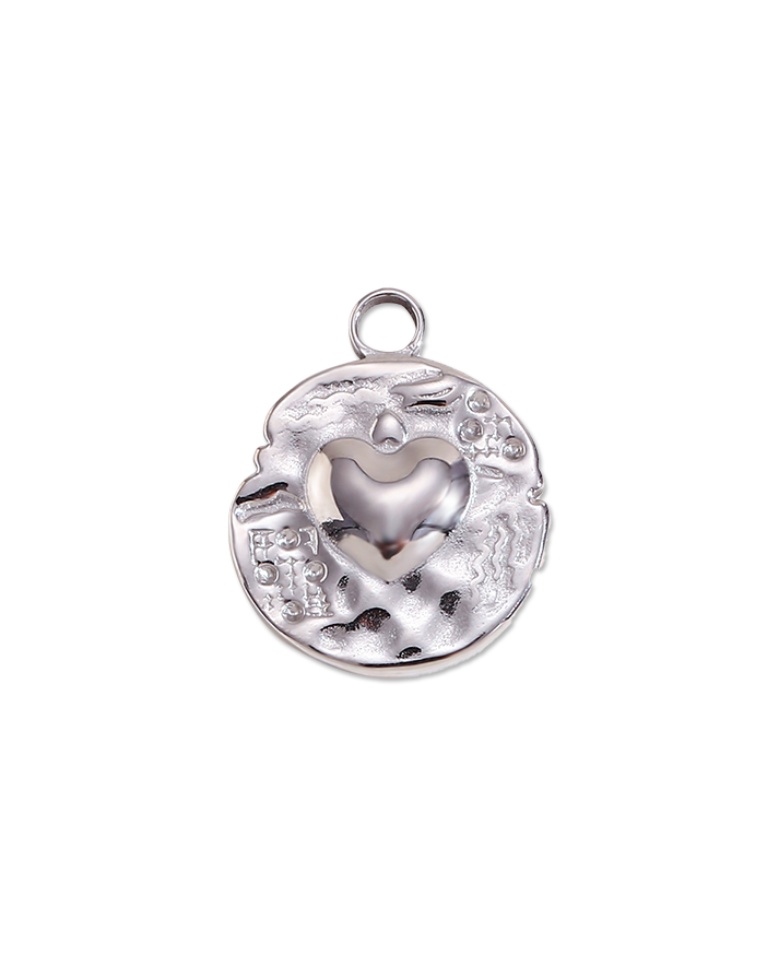 Metal Hammer Pattern Irregular Heart Pendant