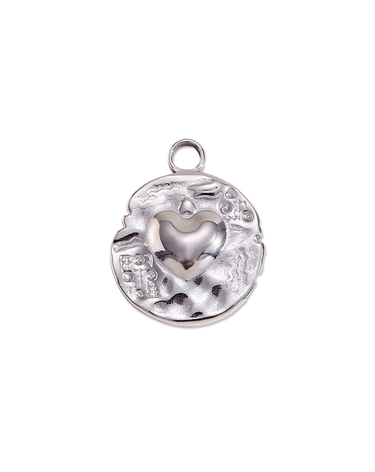 Metal Hammer Pattern Irregular Heart Pendant