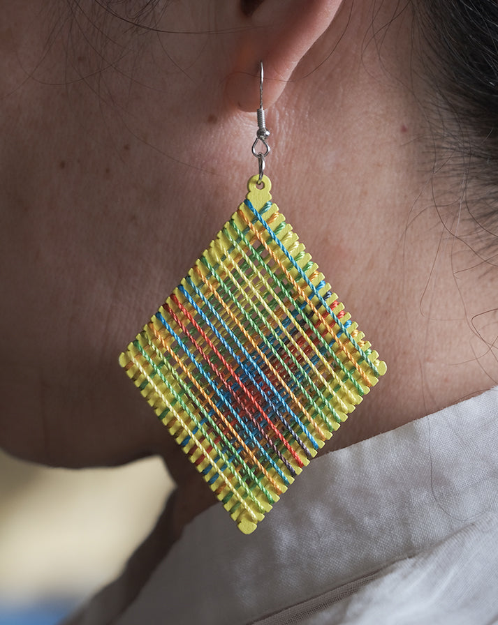 Yellow block rainbow line earrings